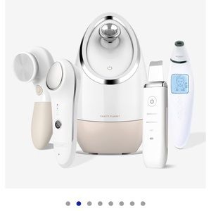 Vanity planet bundles brand new in the box.